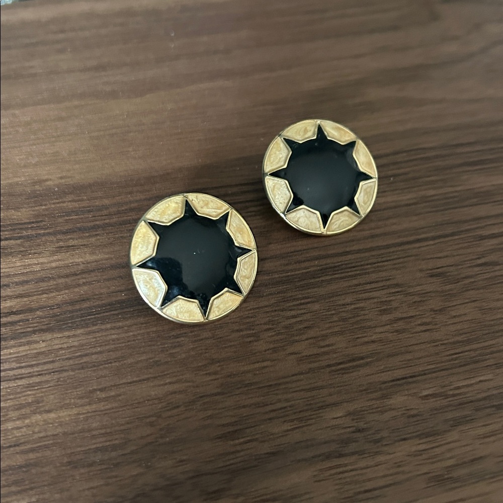 Gold and Black Star Earrings - Picture 8 of 11